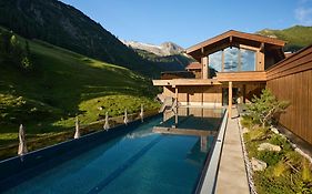 Hotel Alpenhof